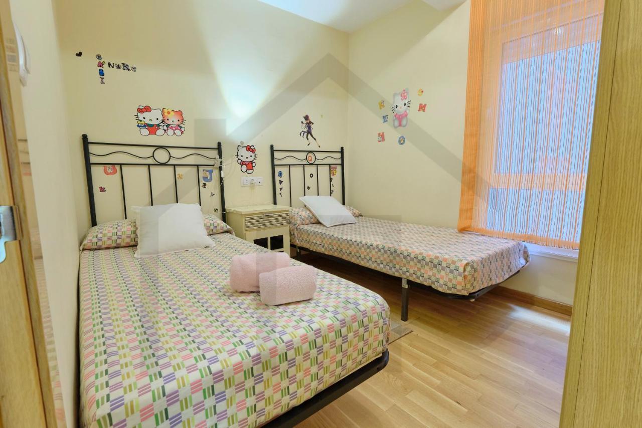 Precioso Apartamento En Primera Linea De Playa, Cerca Del Centro De La Ciudad * Gijon