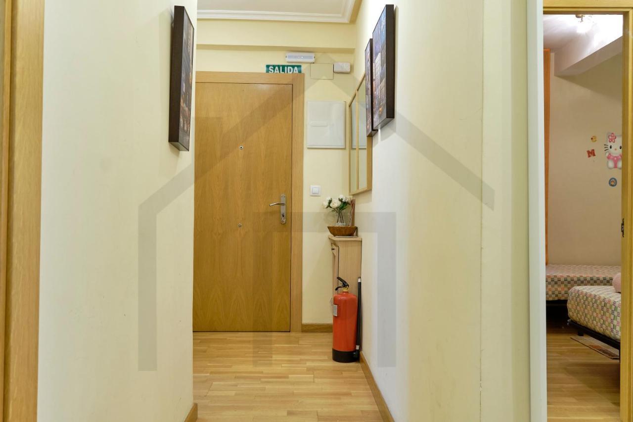 Precioso Apartamento En Primera Linea De Playa, Cerca Del Centro De La Ciudad *
