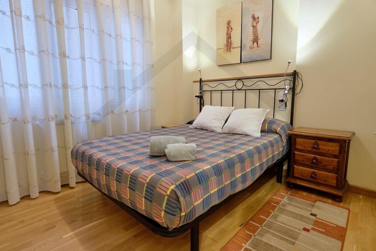 Precioso Apartamento En Primera Linea De Playa, Cerca Del Centro De La Ciudad *