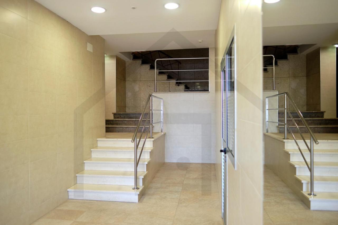 Apartamento Precioso Apartamento En Primera Linea De Playa, Cerca Del Centro De La Ciudad *